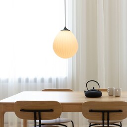UMAGE Lampa wisząca szklana Around The World, możliwość