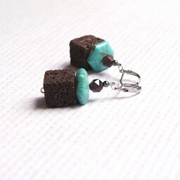 Pakamera LUX. UNIKATOWE kolczyki : lawa, howlit, granat