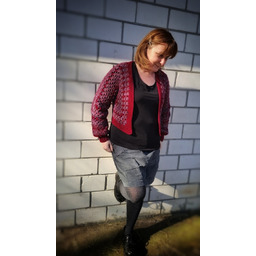 Pakamera Bordowy krótki kardigan z wełny