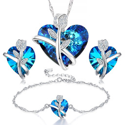 KOMPLET SREBRNEJ BIŻUTERII SWAROVSKI SERCA