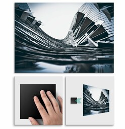 Plakat metalowy budynek M