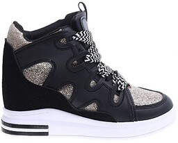 Sznurowane czarne trampki sneakersy na niskim koturnie