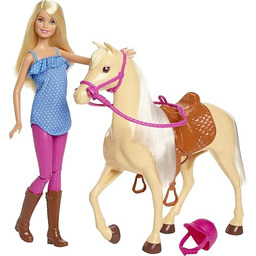 Barbie Zestaw z blond lalką modową w stroju