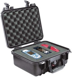 Peli 1400 z gąbką - wodoodporna, pancerna skrzynia