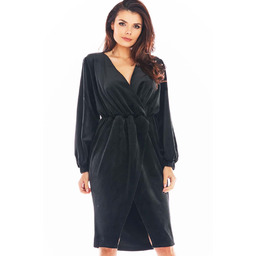 Czarna Welurowa Sukienka Zakładana Kopertowo