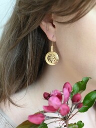 Ażurowe koła złote - kolczyki srebrne