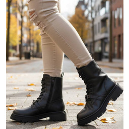 Czarne ocieplane botki trapery