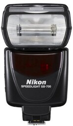 NIKON Lampa błyskowa SB-700