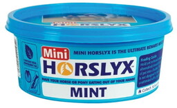 Lizawka HORSLYX witaminowa miętowa 650g