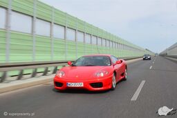 Jazda Ferrari F360 Modena ulicami Poznania
