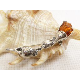 Broszka srebrna z bursztynem 443-27