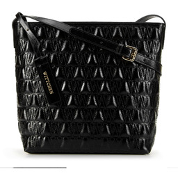 Damska torebka skórzana typu worek z przeszyciami czarna