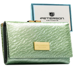 Portfel damski w jasnozielonym kolorze zamykany na zatrzask