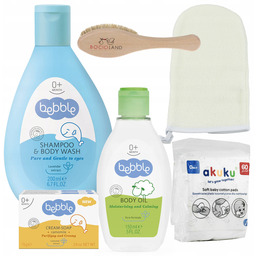 Zestaw pielęgnacyjny dla noworodka: mydło, olejek, żel, myjka,
