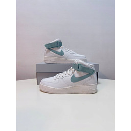 Sneakersy buty NIKE WMNS AIR FORCE 1 ''07