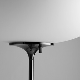 Lampa Podłogowa GUBI, Stemlite, ściemnialny, metaliczny, salon, metal,