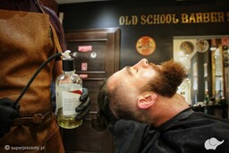 Pielęgnacja brody i włosów w OLD SCHOOL BarberShop