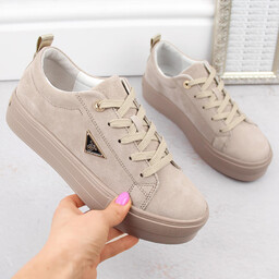 Skórzane zamszowe półbuty damskie na platformie beżowe Filippo