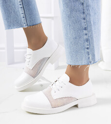 Białe półbuty damskie Huard-39