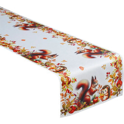 Bieżnik biały z nadrukiem jeżyka i wiewiórki OHA24-1