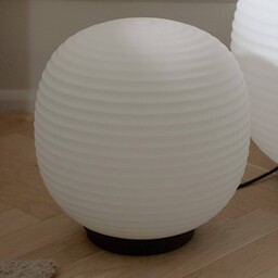 New Works Lampa stołowa design Lantern Globe Medium,