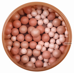 AVON - BRONZING PEARLS - Perełki brązujące -