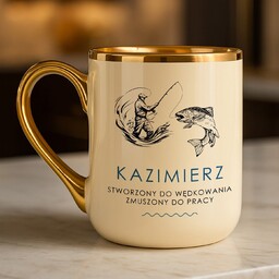 Kubek ceramiczny ze złotym rantem i uchem