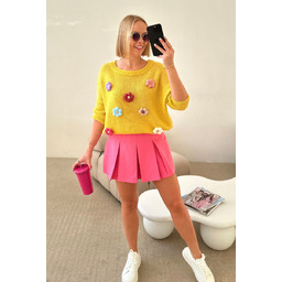 Sweter z kwiatkami - cytrynowy One size