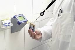 Mechanizm ściągający z taśmą DURABLE 1 sztuka -