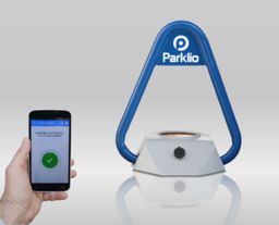 Automatyczna blokada parkingowa Parklio Zeus X sterowana aplikacją