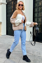Krótki kardigan oversize - karmel/beżowy One size