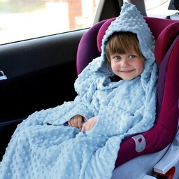 Kocyk zimowy Błękitny minky gruby koc z rękawkami