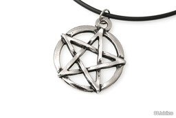 WISIOREK BIAŁY PENTAGRAM talizmany rock kauczuk pentagram gwiazda