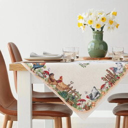 Nakładka gobelinowa beżowa z motywem kury i kurczaczków