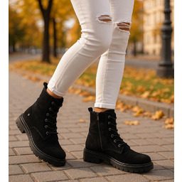 Czarne wiązane botki trapery na platformie