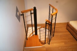 Balustrada metalowa do schodów kręconych DUDA model Oslo