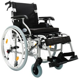 Nowoczesny wózek inwalidzki z regulacją środka ciężkości -