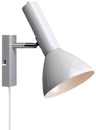 Regulowana lampa ścienna Metro 108689 Markslojd do czytana