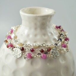 Pakamera Elnora - srebrna bransoletka z rubinem, perłami