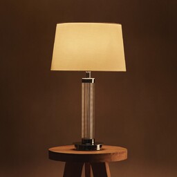 Sastri lampa stołowa ze szklaną podstawą