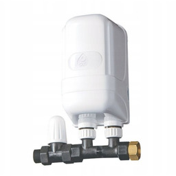 Przepływowy ogrzewacz wody Dafi z przyłączem 9kW