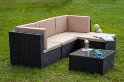 Meble ogrodowe z technorattanu (3-osobowa sofa, pufa, stolik)