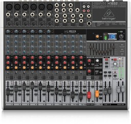 Behringer X1832USB - Mikser audio