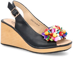 Skórzane sandały na koturnie - FILIPPO DS6021/24 CZARNE