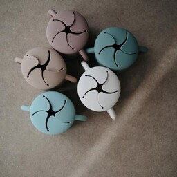 Mushie kubek niewysypek na przekąski snack cup dried