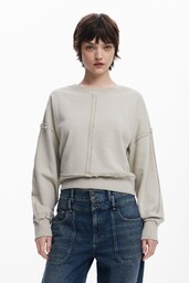 Bluza z przeszyciami
