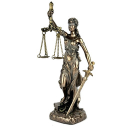 Figurka Temida prezent dla prawnika