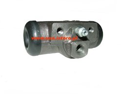 Cylinderek hamulcowy Dodge Caravan 96-05