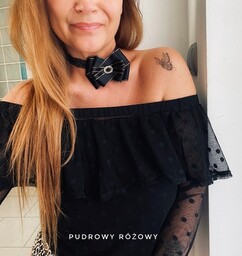 Pakamera Czarna Brosza z kryształkiem NEW