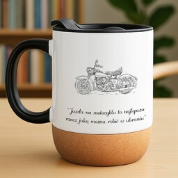 Kubek ceramiczny biały z przykrywką dla chłopaka motocyklisty